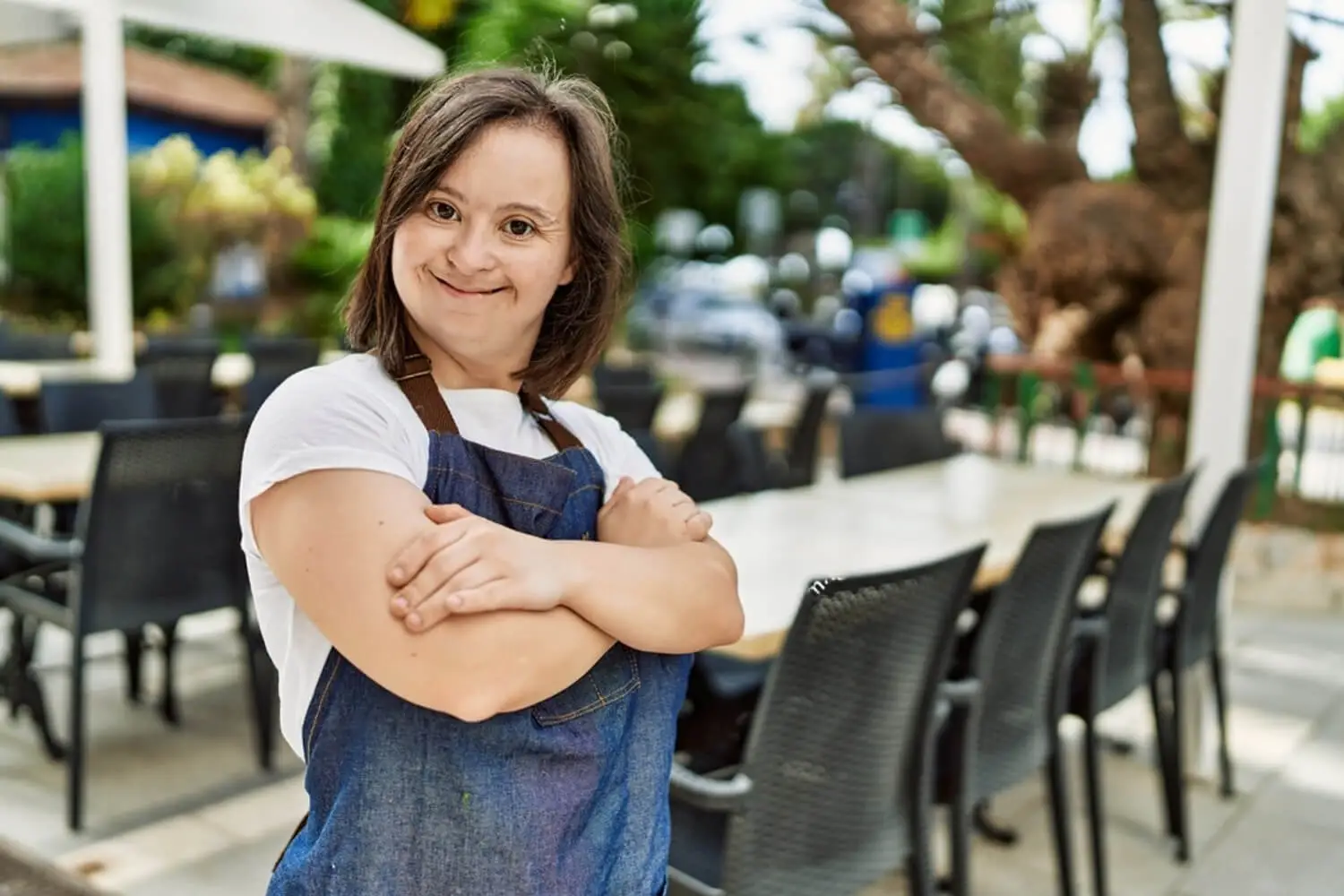 Serveuse handicapée